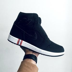 (SOLD!!!) Jordan 1 Retro High Paris Saint Germain